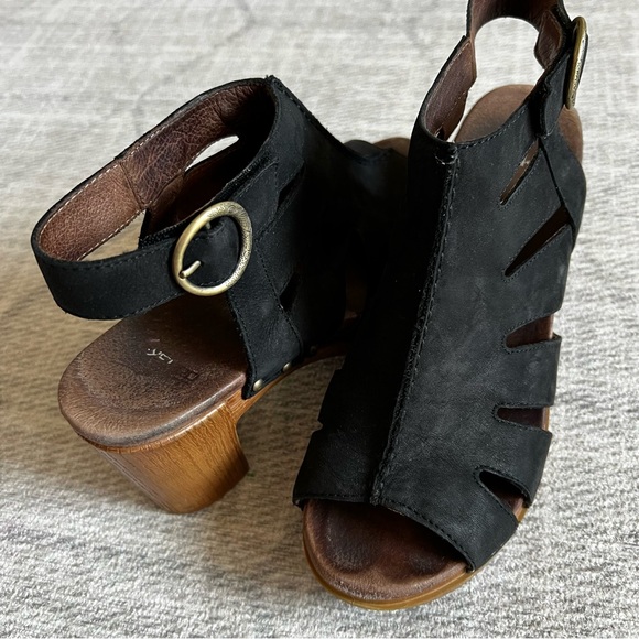 Dansko Black Leather Women's Demetra Slingback Sandals Size 39 - Picture 9 of 12